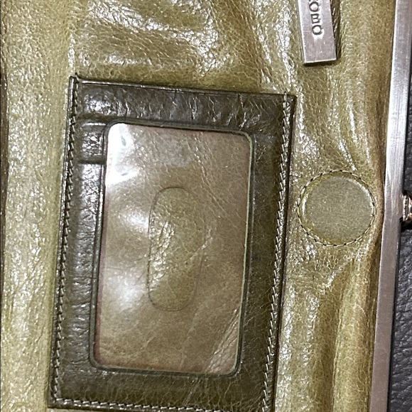 Hobo International Lauren Double-Frame Wallet EUVC floral interior - Picture 4 of 9